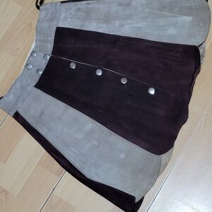 Vintage Suede Skirt / England 24"